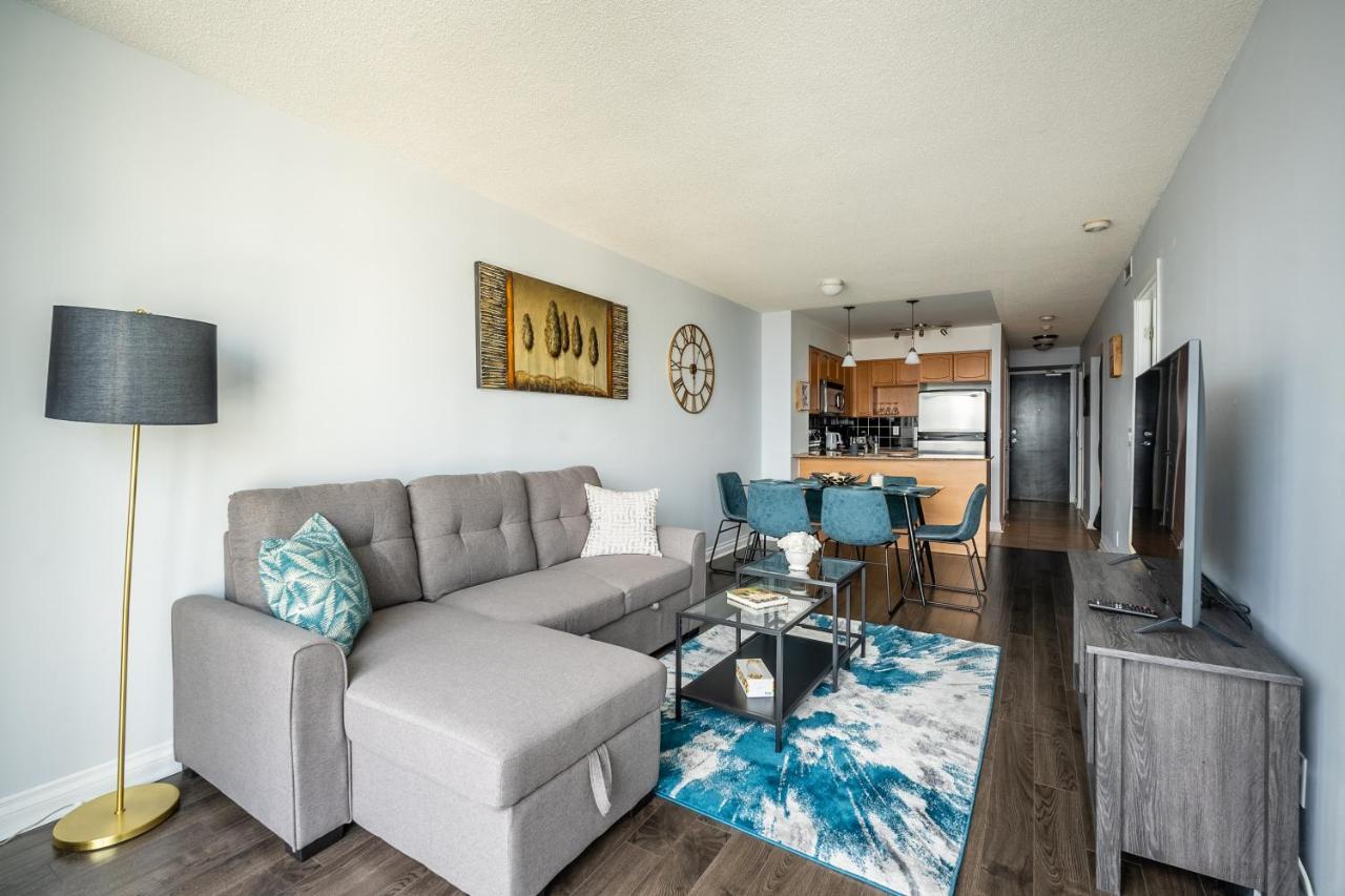 Globalstay Yonge St Condos トロント エクステリア 写真