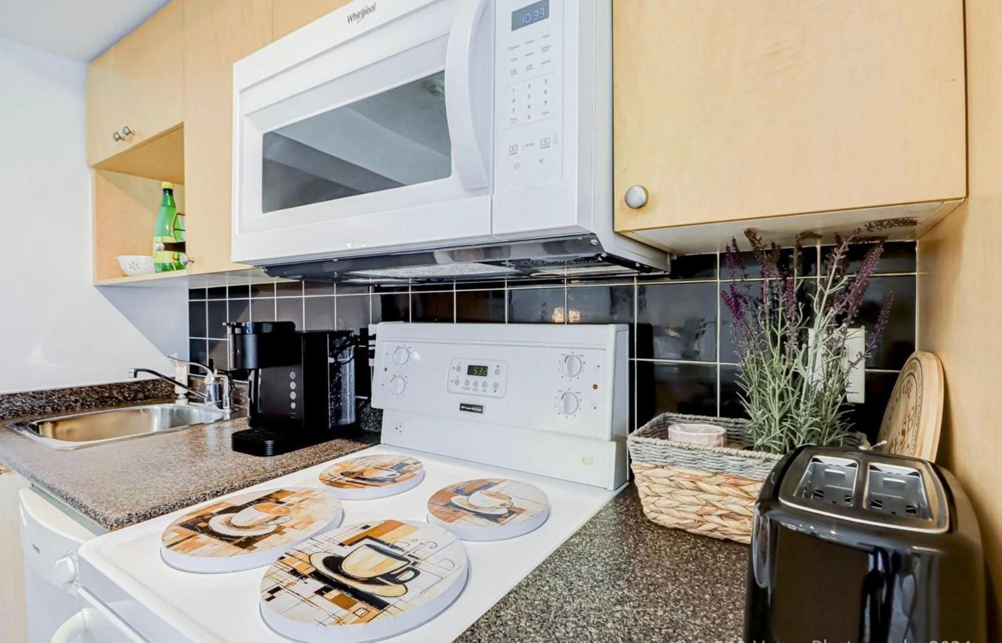 Globalstay Yonge St Condos トロント エクステリア 写真