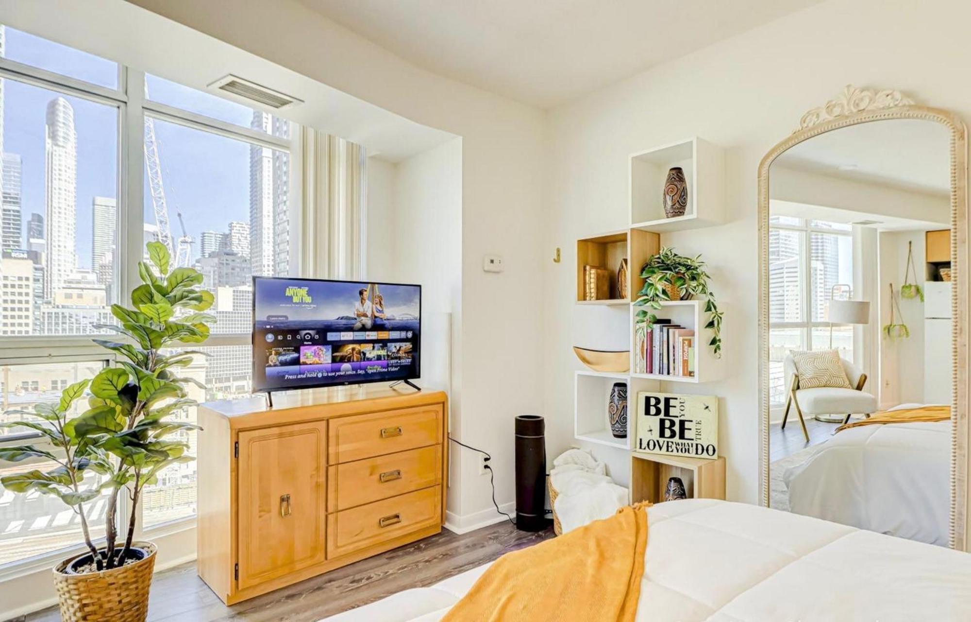 Globalstay Yonge St Condos トロント エクステリア 写真
