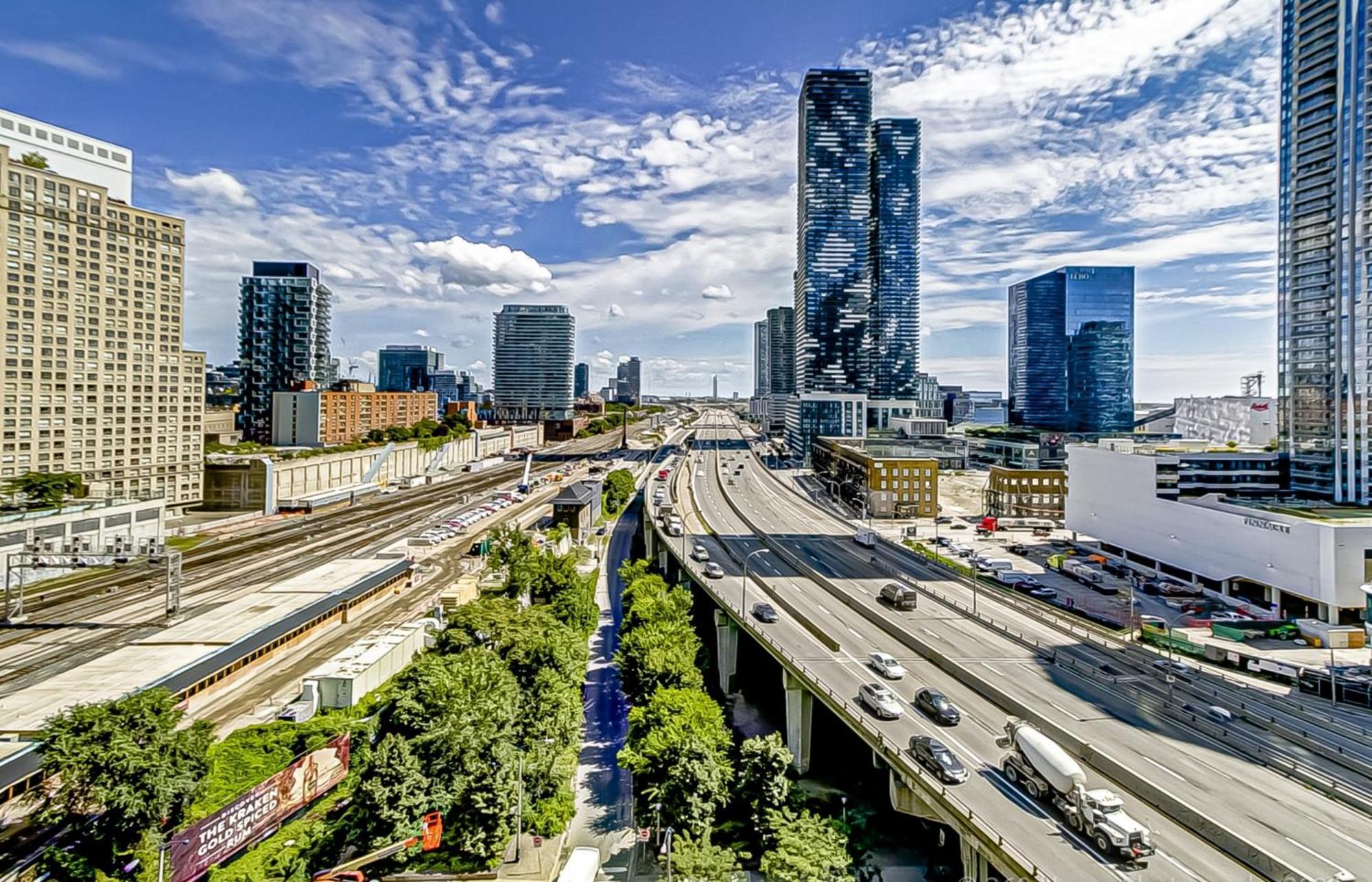 Globalstay Yonge St Condos トロント エクステリア 写真